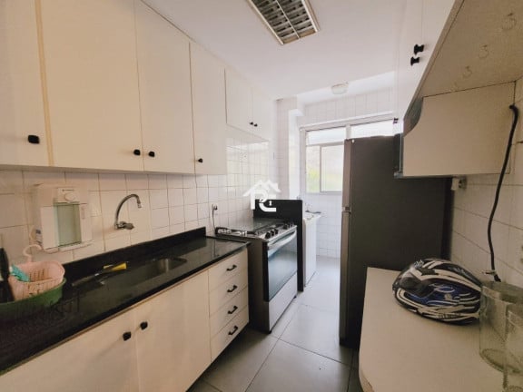 Imagem Apartamento com 2 Quartos à Venda,  em Ingá - Niterói