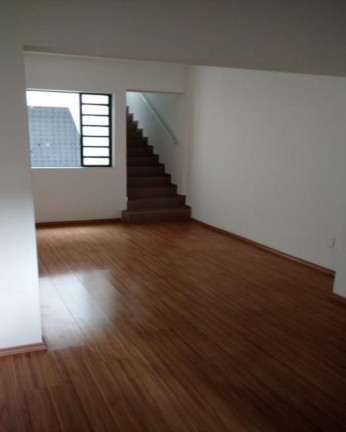 Casa com 3 Quartos à Venda, 130 m² em Pinheiros - São Paulo
