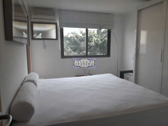 Imagem Apartamento com 3 Quartos à Venda, 122 m² em Charitas - Niterói