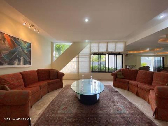 Casa com 4 Quartos à Venda, 872 m² em Barra Da Tijuca - Rio De Janeiro