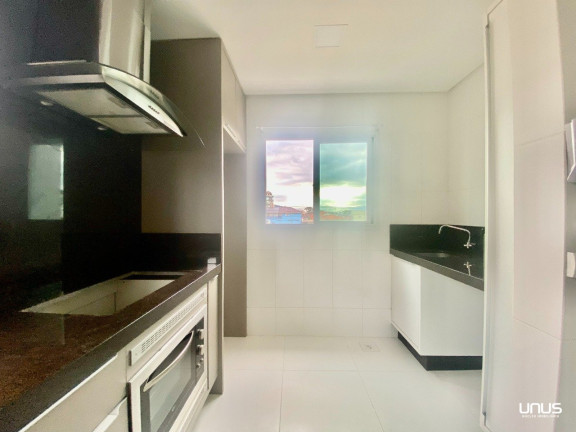 Imagem Apartamento com 3 Quartos à Venda, 102 m² em Centro - Biguaçu