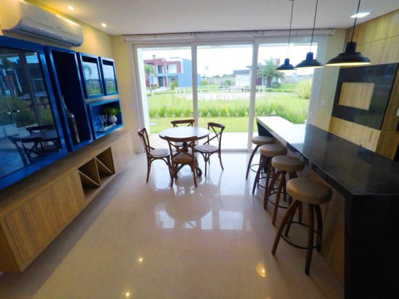 Imagem Casa com 4 Quartos à Venda, 195 m² em -- - Capao Da Canoa