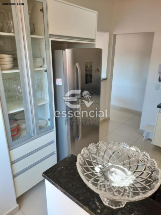 Imagem Apartamento com 3 Quartos à Venda, 117 m² em Centro - Ubatuba