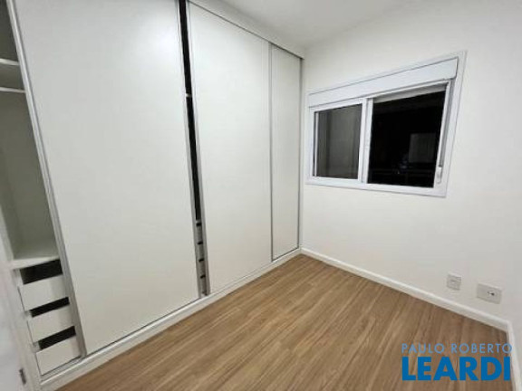 Imagem Apartamento com 2 Quartos à Venda, 74 m² em Aclimação - São Paulo