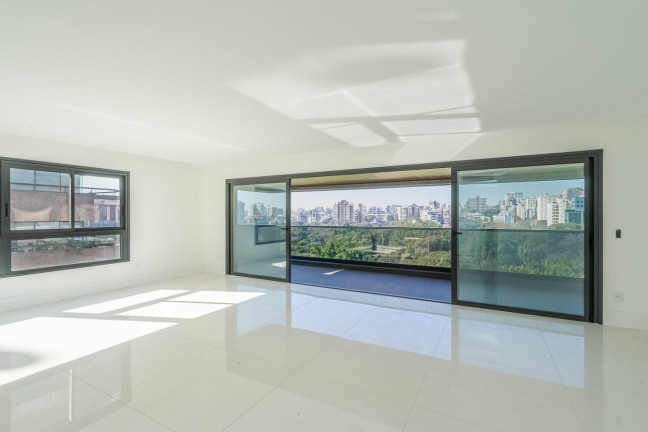 Imagem Apartamento com 4 Quartos à Venda, 256 m² em Moinhos De Vento - Porto Alegre