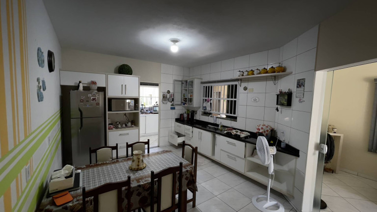Imagem Casa com 3 Quartos à Venda, 335 m² em Centro - Barra Velha