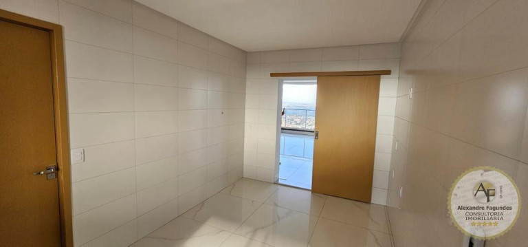 Imagem Apartamento com 3 Quartos à Venda, 180 m² em Jardim Goias - Goiânia