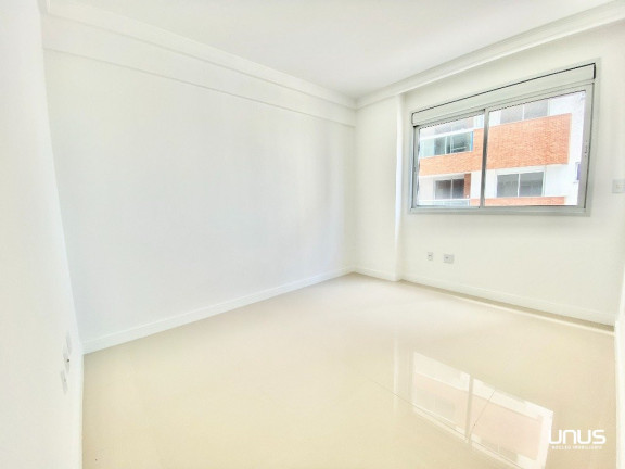 Imagem Apartamento com 2 Quartos à Venda, 88 m² em Centro - Palhoça