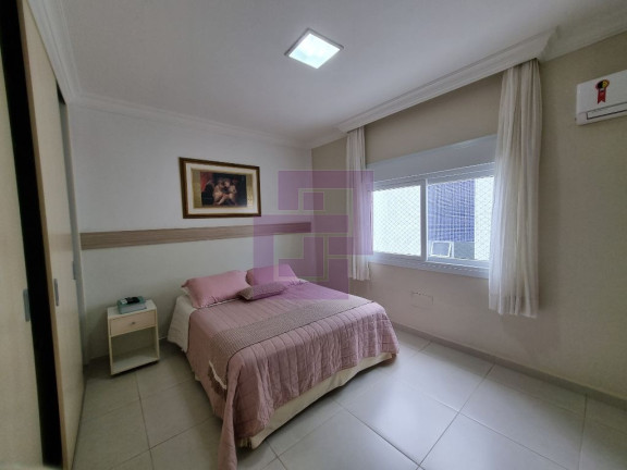 Imagem Apartamento com 3 Quartos à Venda, 180 m² em Pitangueiras - Guarujá