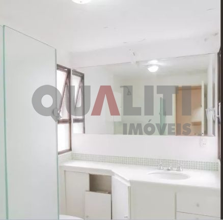 Imagem Apartamento com 3 Quartos para Alugar, 125 m² em Moema - São Paulo