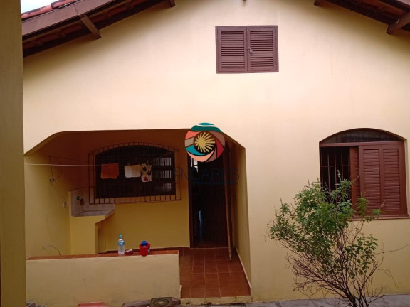 Imagem Casa com 2 Quartos à Venda, 136 m² em Centro - Peruíbe