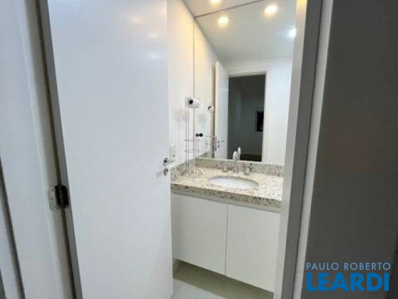 Imagem Apartamento com 2 Quartos à Venda, 74 m² em Aclimação - São Paulo