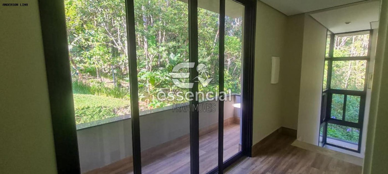 Imagem Casa com 4 Quartos à Venda, 230 m² em Praia Da Lagoinha - Ubatuba