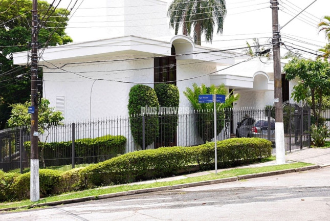 Casa com 4 Quartos à Venda, 572 m² em Jardim Guedala - São Paulo