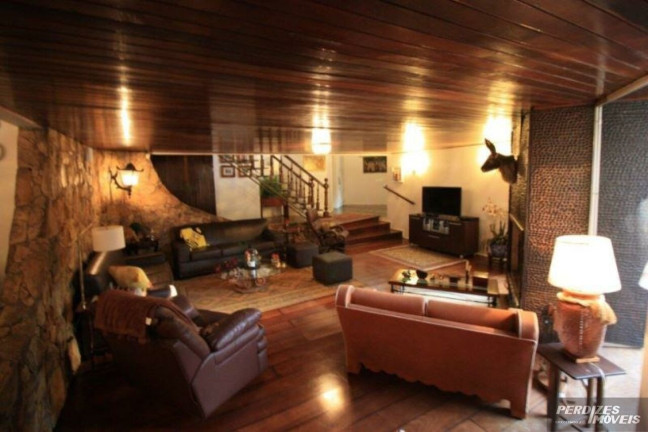 Casa com 4 Quartos à Venda ou Locação, 453 m² em Alto De Pinheiros - São Paulo