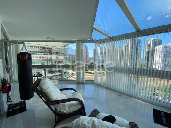 Imagem Apartamento com 3 Quartos à Venda, 260 m² em Barra Da Tijuca - Rio De Janeiro