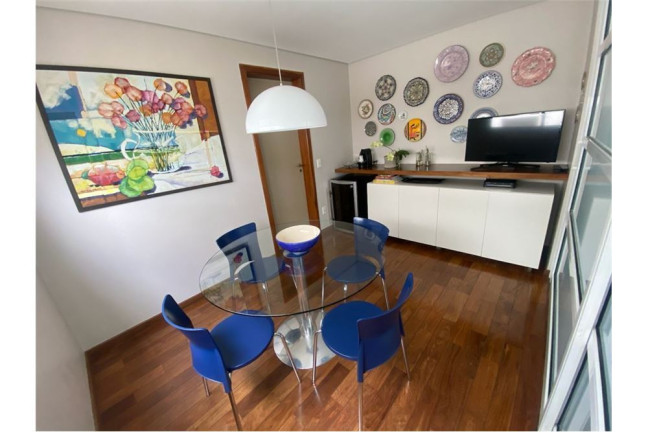 Imagem Apartamento com 3 Quartos à Venda, 200 m² em Moema - São Paulo