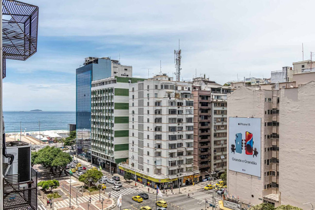 Imagem Apartamento com 3 Quartos à Venda, 120 m² em Copacabana - Rio De Janeiro