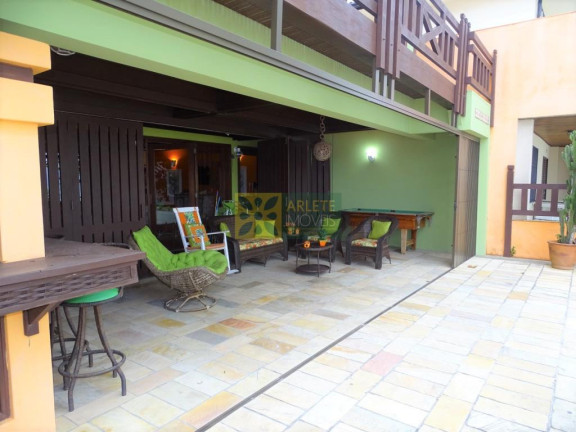 Imagem Casa com 6 Quartos para Alugar ou Temporada, 400 m² em Centro - Porto Belo