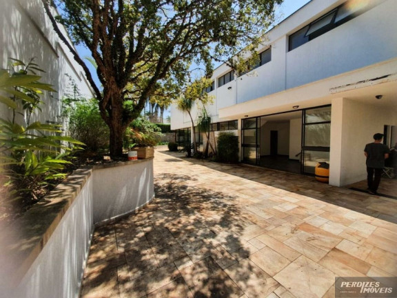 Casa com 5 Quartos à Venda, 406 m² em Pacaembu - São Paulo