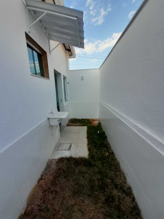 Imagem Casa com 2 Quartos à Venda, 48 m² em Novo Centro - Santa Luzia