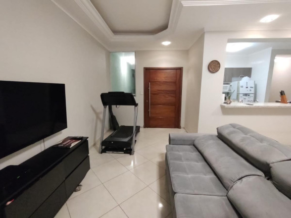 Casa com 3 Quartos à Venda, 361 m² em Cambuci - São Paulo