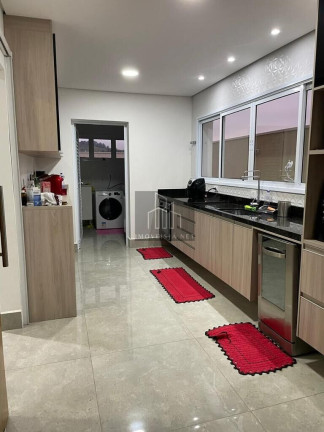 Imagem Casa de Condomínio com 4 Quartos à Venda, 310 m² em Sítio Do Rosário - Santana De Parnaíba
