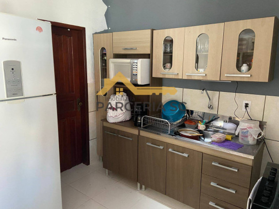 Imagem Casa com 2 Quartos à Venda, 85 m² em São Sebastião - Palhoça