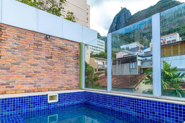 Imagem Casa com 4 Quartos à Venda, 595 m² em Humaitá - Rio De Janeiro