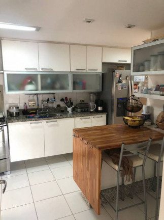 Imagem Apartamento com 3 Quartos à Venda, 137 m² em Barra Da Tijuca - Rio De Janeiro