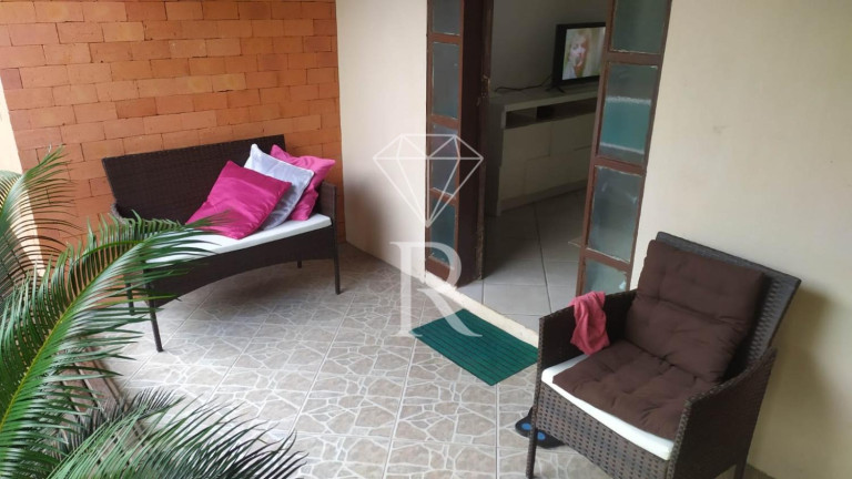 Imagem Casa com 3 Quartos para Alugar, 200 m² em Rio Tavares - Florianópolis