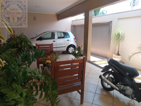 Imagem Casa com 3 Quartos à Venda, 220 m² em Vila Celso Mauad - Catanduva