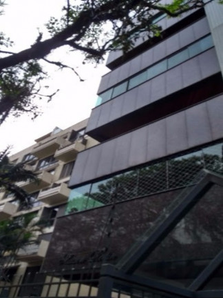 Apartamento com 3 Quartos à Venda, 95 m² em Moinhos De Vento - Porto Alegre