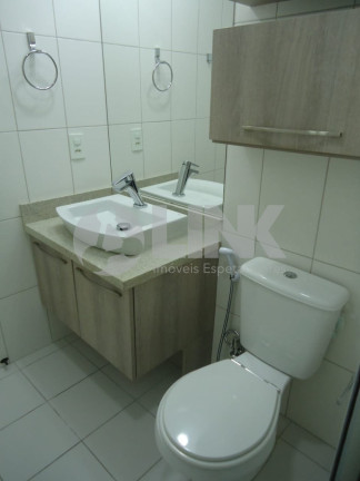 Imagem Apartamento com 3 Quartos à Venda, 83 m² em Vila Ipiranga - Porto Alegre