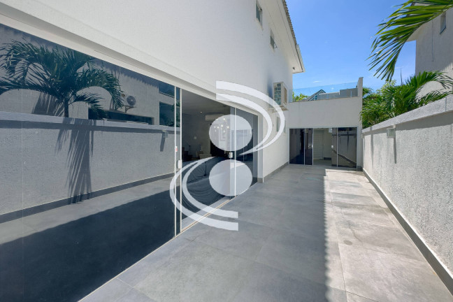 Imagem Casa com 5 Quartos à Venda, 324 m² em Recreio Dos Bandeirantes - Rio De Janeiro