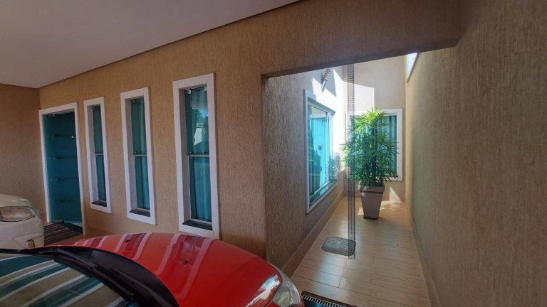 Imagem Casa com 4 Quartos à Venda, 250 m² em Setor Faiçalville - Goiânia