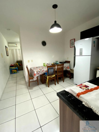 Imagem Casa com 2 Quartos à Venda, 60 m² em Petrópolis - Joinville