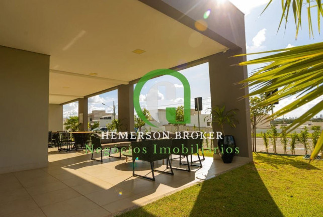 Imagem Casa com 3 Quartos à Venda, 184 m² em Jardim Imperial - Cuiabá