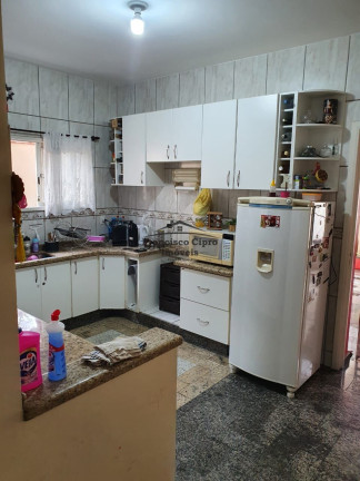 Imagem Sobrado com 3 Quartos à Venda, 254 m² em Jardim Bela Vista - Guaratinguetá