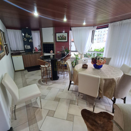 Imagem Apartamento com 2 Quartos à Venda, 111 m² em Centro - Balneário Camboriú