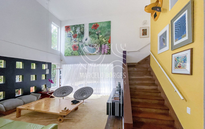 Casa com 4 Quartos à Venda, 326 m² em Alto De Pinheiros - São Paulo