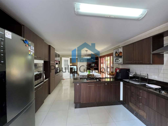 Imagem Casa de Condomínio com 5 Quartos à Venda, 440 m² em Algarve - Cotia