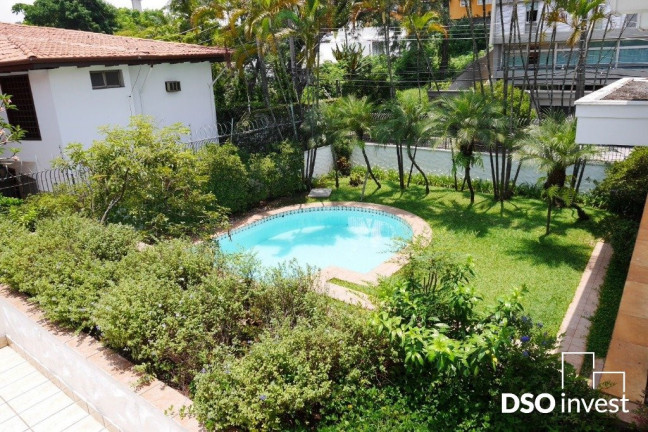 Casa com 4 Quartos à Venda, 794 m² em Jardim Guedala - São Paulo
