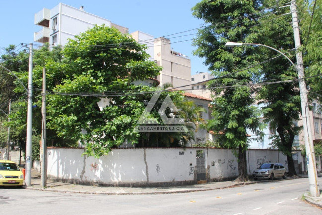 Foto do imóvel: Casa com 6 Quartos à Venda, 450 m² em Vila Isabel - Rio De Janeiro