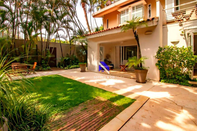 Casa com 4 Quartos à Venda, 394 m² em Alto De Pinheiros - São Paulo