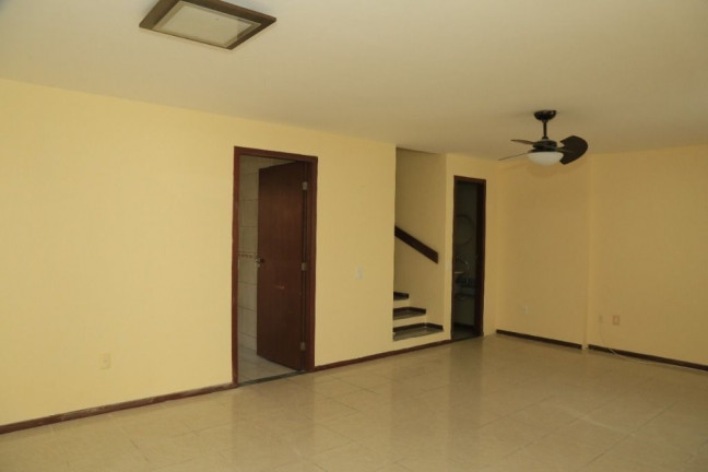 Casa com 3 Quartos à Venda, 120 m² em Sapiranga - Fortaleza