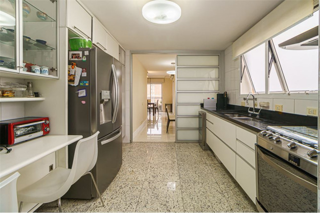 Imagem Apartamento com 3 Quartos à Venda, 225 m² em Cerqueira César - São Paulo