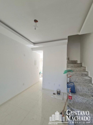 Imagem Casa com 2 Quartos à Venda, 67 m² em Roma - Volta Redonda