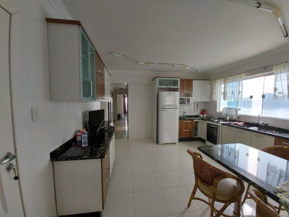 Imagem Apartamento com 3 Quartos à Venda, 198 m² em Centro - Balneário Camboriú