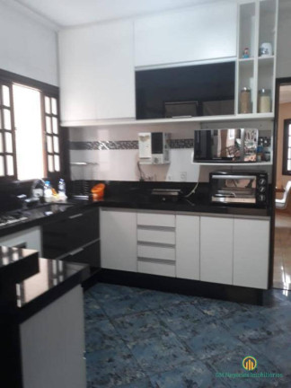 Imagem Casa de Condomínio com 3 Quartos à Venda, 168 m² em Jardim Caiapiá - Cotia